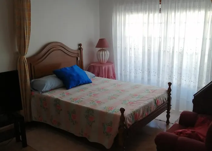 Luz Vivenda Pansiyon Nazaré