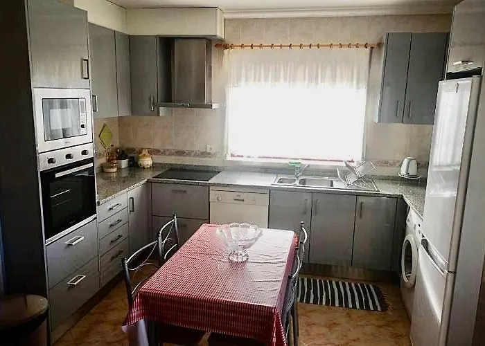 Luz Vivenda Pansiyon Nazaré